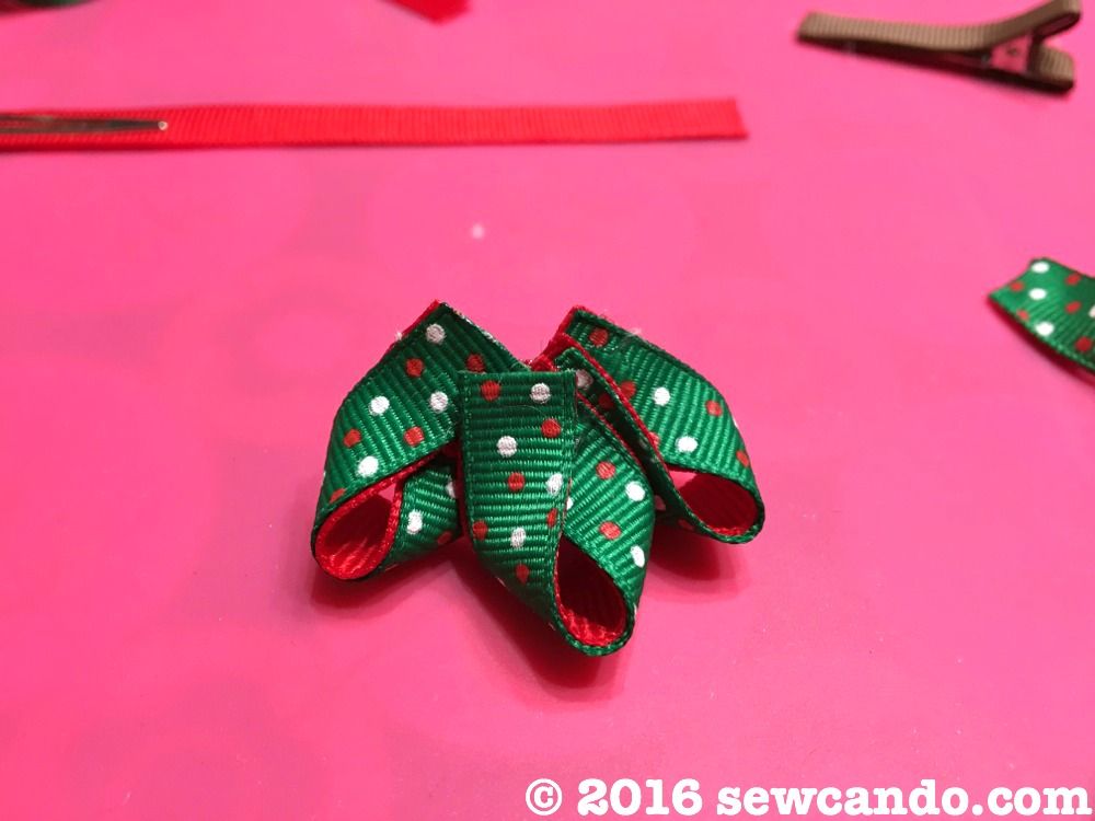 Sew Can Do Tutorial Time 3D Ribbon Christmas Tree Hair Clips